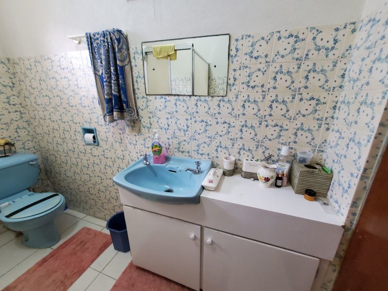 8 Bed House/Villa For Sale in Wanstead Heights Barbados